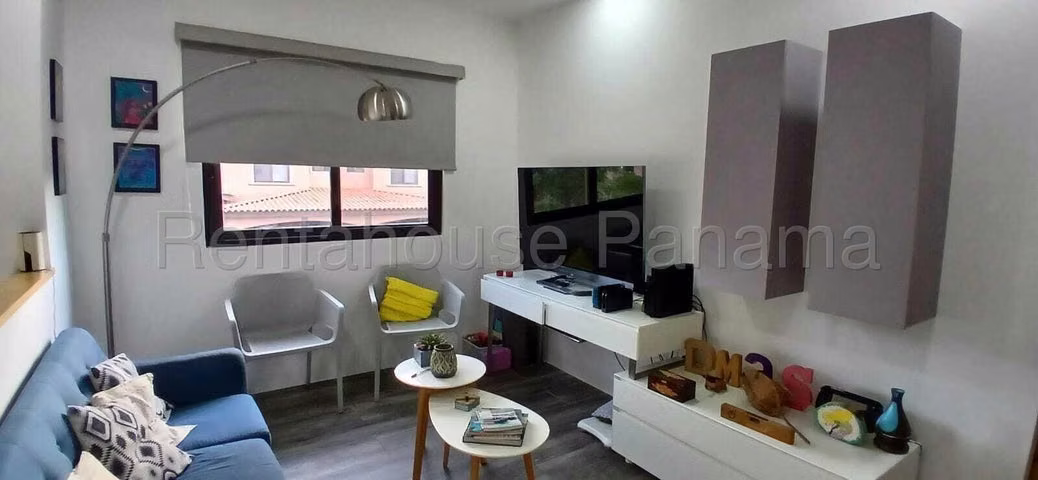 Vendo casa en Versalles LF26-7575 Solo Cliente Directo