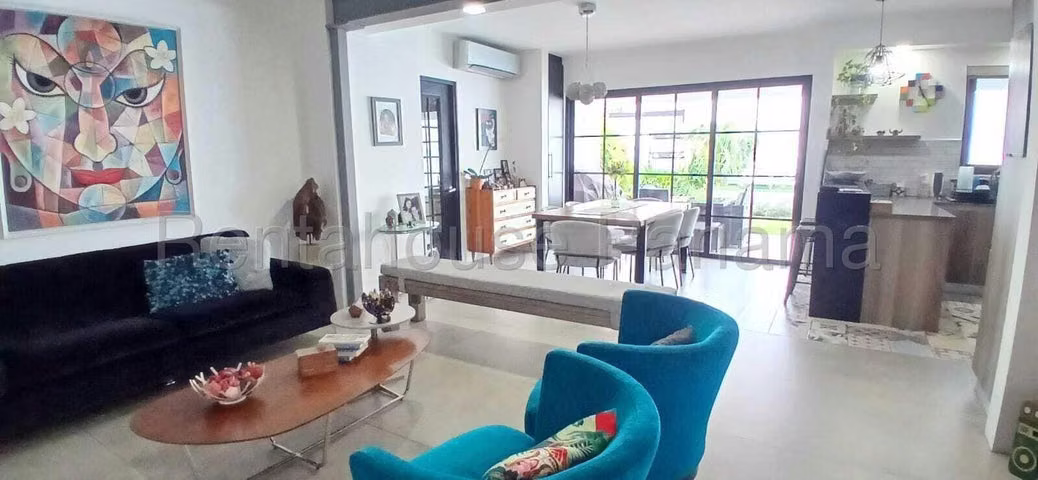Vendo casa en Versalles LF26-7575 Solo Cliente Directo