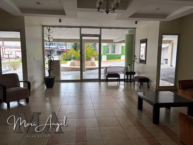 VENTA DE APARTAMENTO EN CONDADO DEL REY