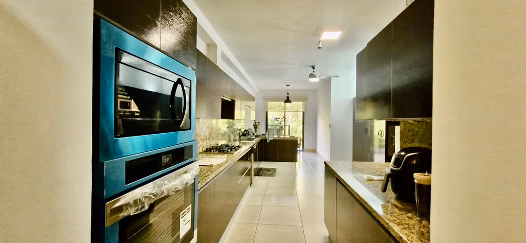Embassy Club Alquiler de Apartamento con Jardín en Clayton Panamá