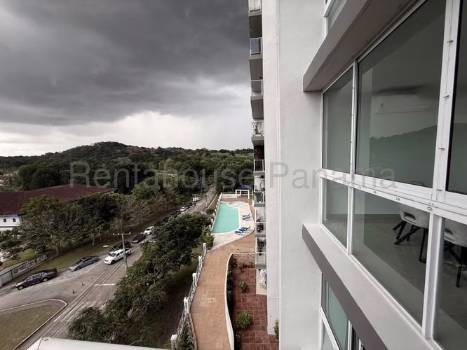 Vendo amplio apartamento en Albrook