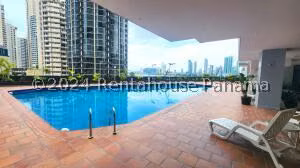 Venta de Apartamento con 94m2 en Punta Paitilla PH Posadas del Rey 26-4071SR