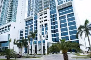 Venta de Apartamento con 464m2 en Costa del Este PH Vitri 26-3596SR