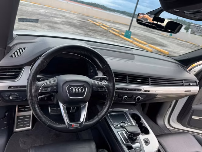 Audi Q7 Del 2019 EXCELENTE CONDICIONES