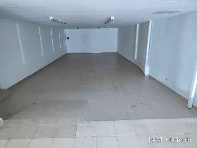 SE ALQUILA LOCAL EN VIA ESPAÑA - EDIFICIO ROMULO - Imagen 5