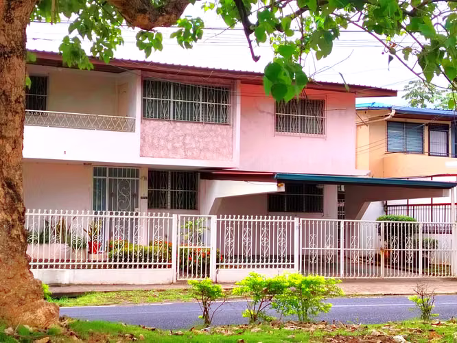 Commercial Opportunity in Chanis on Main Road | Mixed Zoning 1ZM2