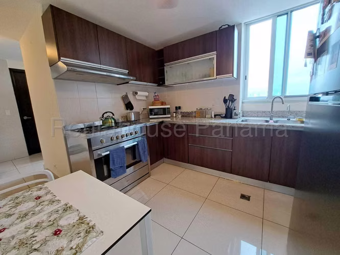 Venta de apartamento en San Francisco, PH Genesis Tower (solo cliente directo)