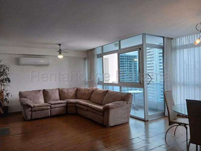 alquilo apartamento amoblado en avenida balboa bayfront OF 26-7406