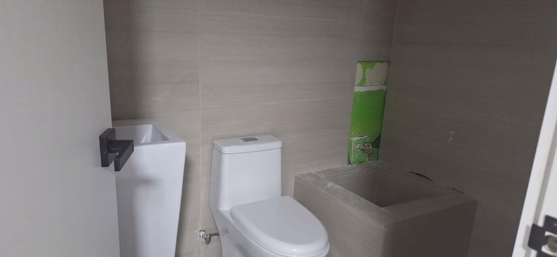 ALQUILO LOCAL marbella 150, METROS