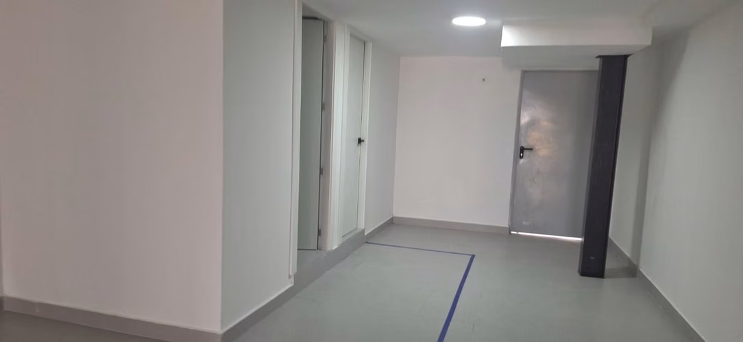 ALQUILO LOCAL marbella 150, METROS