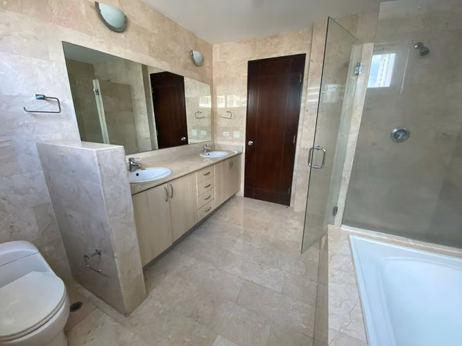 Apartamento con Vista al Mar en Alquiler en Marbella en PH Marabierto - Imagen 6