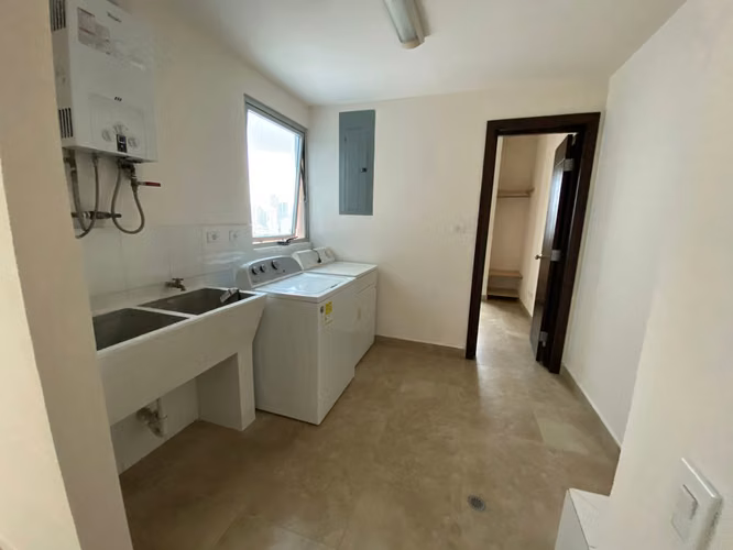 Apartamento con Vista al Mar en Alquiler en Marbella en PH Marabierto - Imagen 12