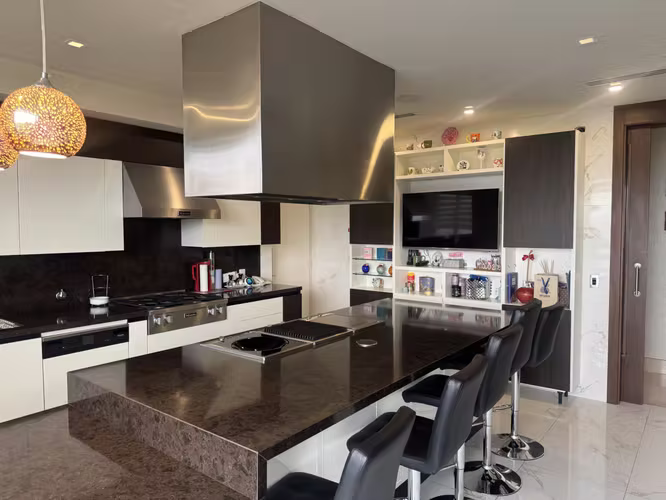 Venta de Penthouse de Lujo en PH La Vista – Santa María Golf