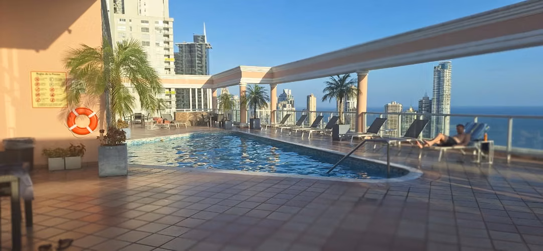 For rent Se alquila apartamento , Avenida Balboa, frente al mar. - Imagen 20