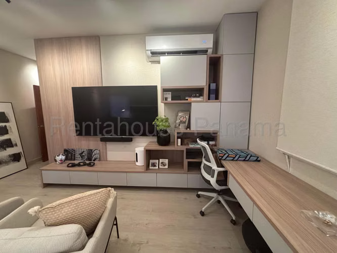 Casa en Alquiler en Costa Sur 26*3783Mfk