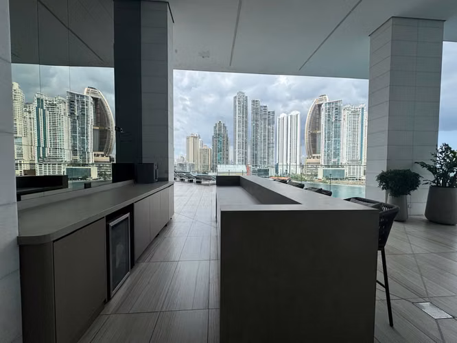 ALQUILER APARTAMENTO PUNTA PAITILLA LINEA BLANCA PH SEA POINT MLD