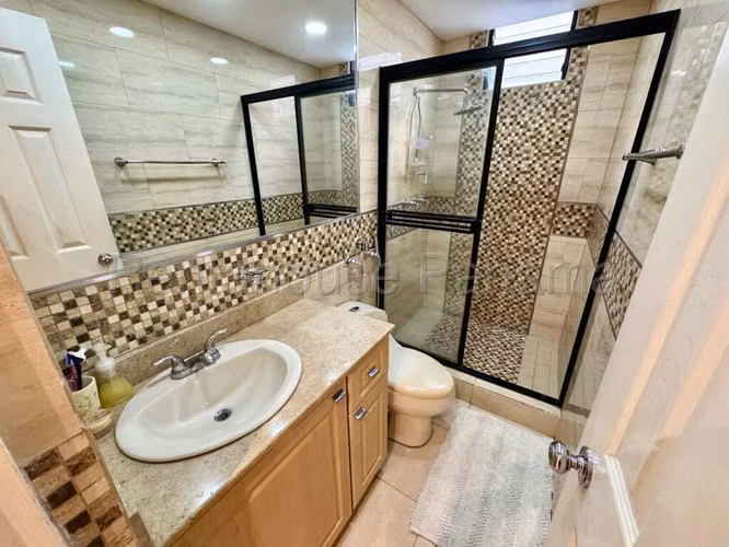 Alquiler de Apartamento en Obarrio 26*7675Mfk