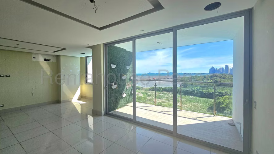 Apartamento en Costa del Este Ph Bali en Venta NS 26-2161