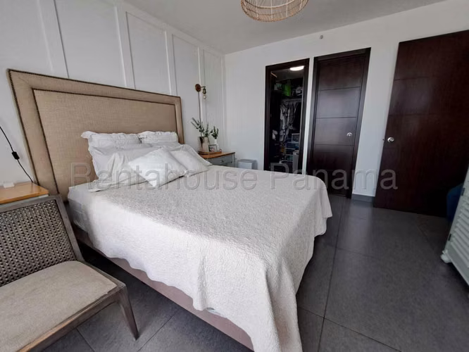 VENTA DE APARTAMENTO EN KINGS PARK CONDADO DEL REY HQ