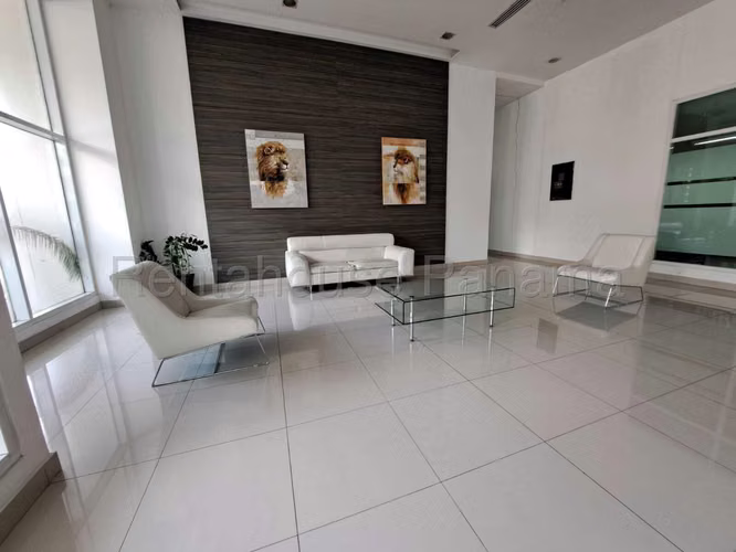VENTA DE APARTAMENTO EN KINGS PARK CONDADO DEL REY HQ