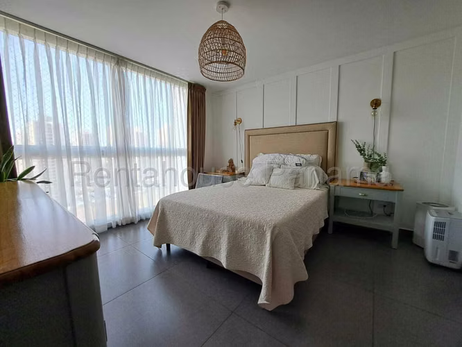 VENTA DE APARTAMENTO EN KINGS PARK CONDADO DEL REY HQ