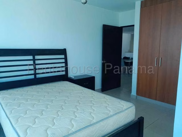 Vendo apartamento en Punta Paitilla LF26-7425 Solo Cliente Directo