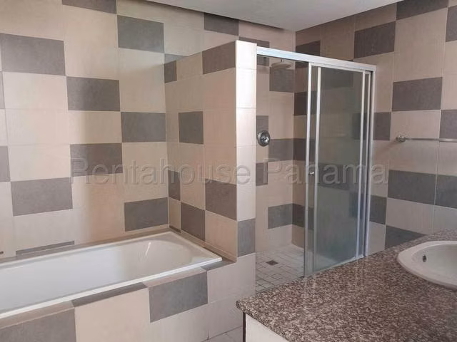 Vendo apartamento en Punta Paitilla LF26-7425 Solo Cliente Directo