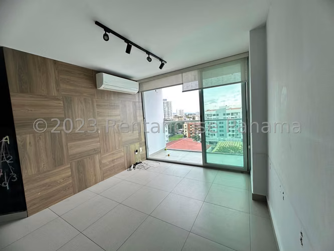 Venta de apartamento en Altos del Golf AK