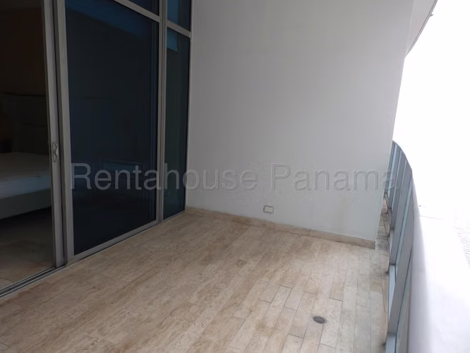 Venta de apartamento en Punta Pacifica AK