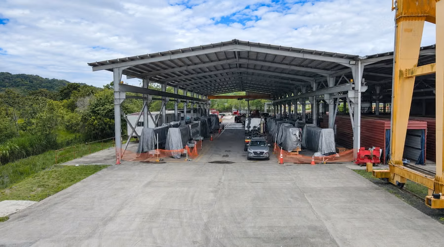 Se Alquila Terreno Industrial 3.2 Hectareas con Galera en Vacamonte