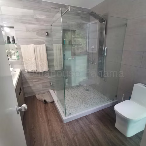 Se Vende  Casa en Altos de Panama
