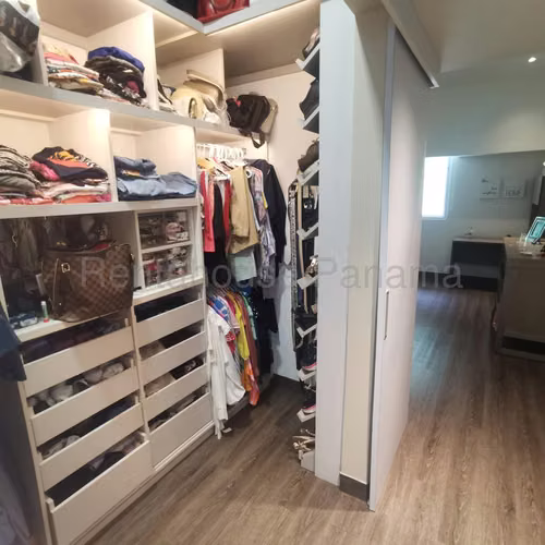 Se Vende  Casa en Altos de Panama
