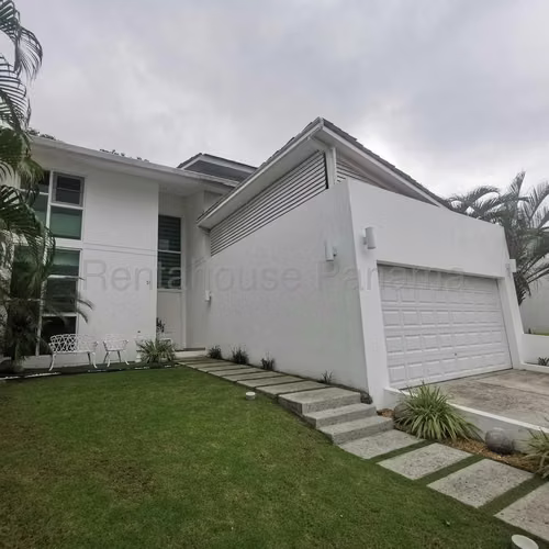 Se Vende  Casa en Altos de Panama