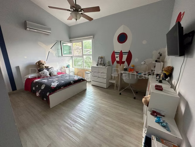 Se Vende  Casa en Altos de Panama