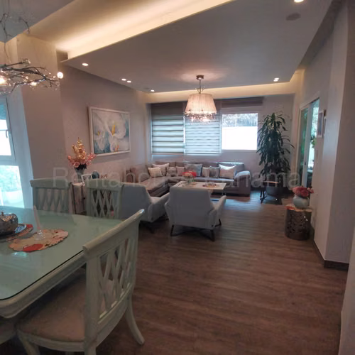Se Vende  Casa en Altos de Panama