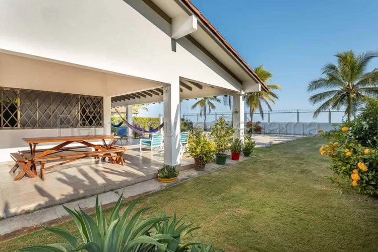 Se Vende Casa en Playa Blanca - Imagen 9