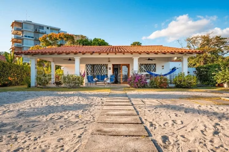 Se Vende Casa en Playa Blanca - Imagen 8
