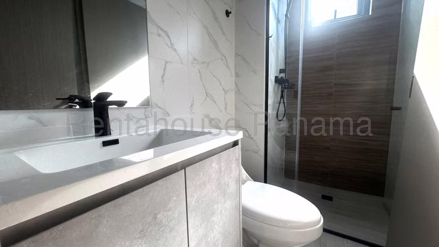 Alquiler Alexa Bella Vista 26YCG5957