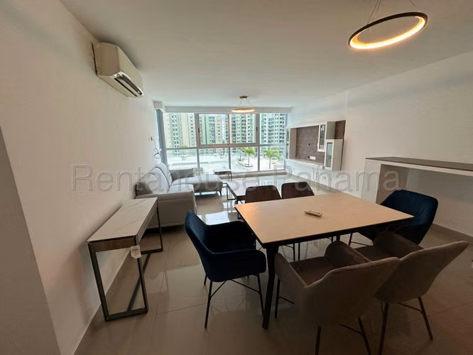 Se Vende Apartamento en Costa del Este LA26-7690