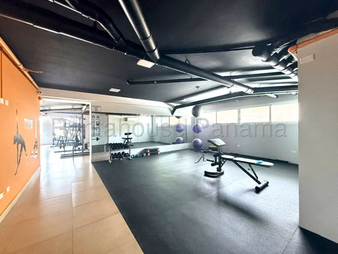 Se Vende Apartamento en Altos de Panama LA26-7695