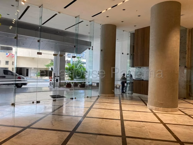 Se Vende Apartamento en Paitilla LA26-7703