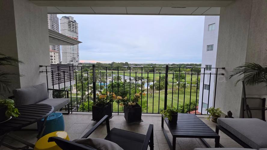 Se Vende Apartamento en Santa Maria LA26-6836