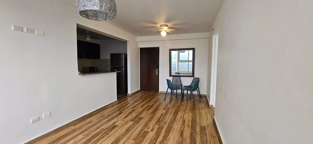 VENTA APARTAMENTO URBIS TOWER, PRECIO GANGA, EXCELENTE INVERSION