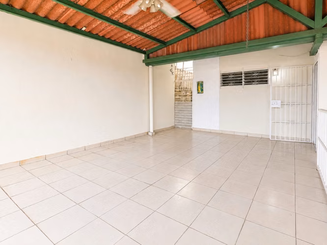 Venta de casa en Altos de Las Acacias, Don Bosco - Imagen 2
