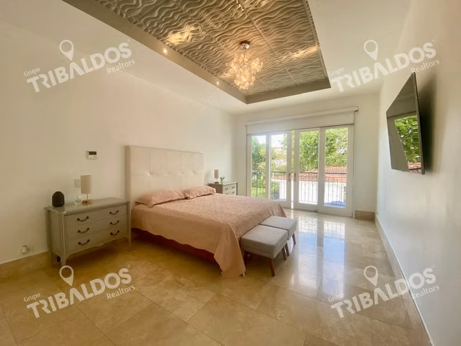 Venta de Casa en Santa Maria en Fairway Estates - Imagen 20