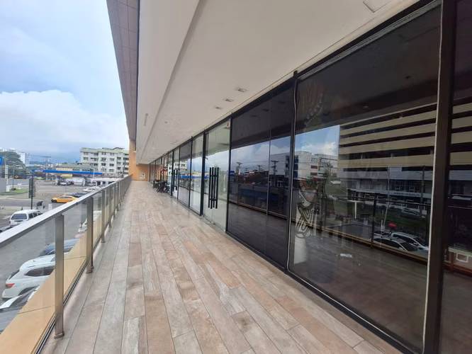 Alquiler de Local Comercial en PH Liberty Plaza