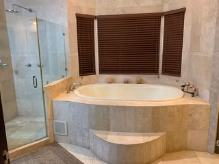 $650,000  VENDO ESPECTACULAR CASA EN COSTA SUR DE 361 MT2 EN CONSTRUCCION PB
