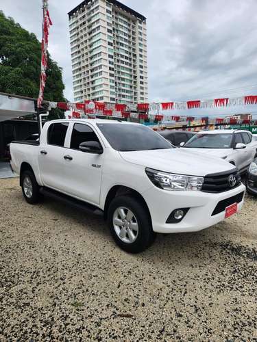 TOYOTA HILUX 4X4 - AL CONTADO O FINANCIADO