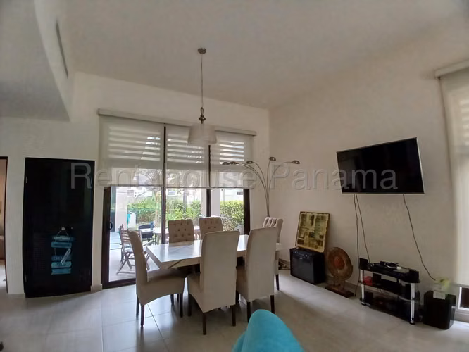 Se Vende Casa en Panama Pacifico YDU - Imagen 4