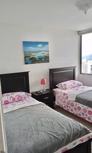 Vendo lindo apartamento amoblado , en Villa de las Fuentes.